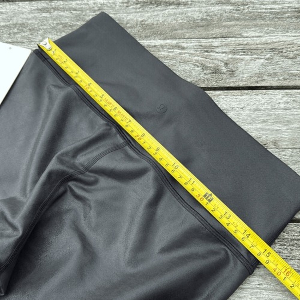 Lululemon Wunder Train‎ High-Rise Tight 25" Matte Foil Shine Black NWT Size 10 - Picture 3 of 6